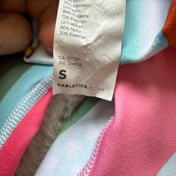 Fabletics Carnaval Pattern Matching Workout Set - Picture 6 of 8